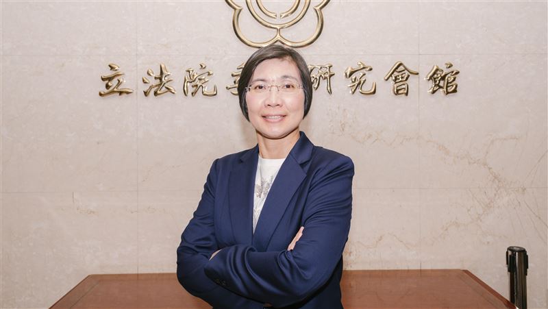 他點破為何吳旭智不退：國民黨被她套牢了