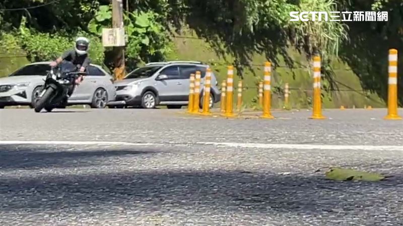 有騎士在台3線來回壓車過彎,被警方取締重罰5萬4000元。圖非當事人。(示意圖/資料照)