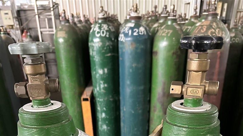 工業氣體替代食用與醫療氣筒　中檢出手了