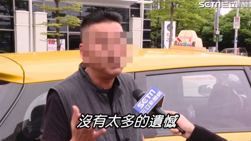 邵男曾因乘客鼓勵重拾畫筆,最後完成多幅畫作,更舉辦個人展覽,還被稱讚是「超佛心司機」,如今卻因衝動犯罪被逮。(圖/資料照)