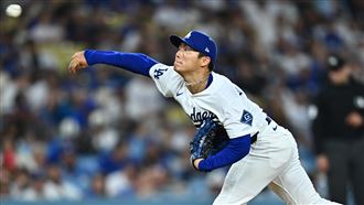 山本由伸無安打比賽破功　挨2轟掉4分退場