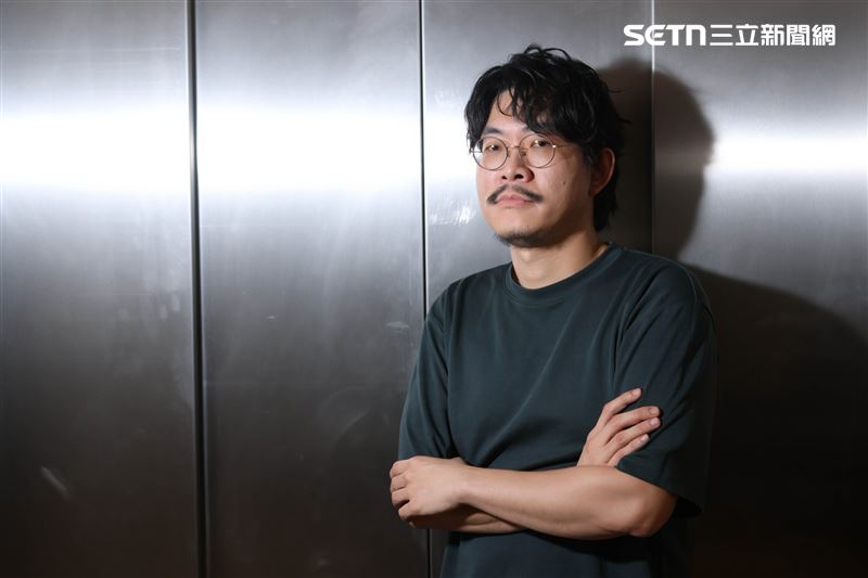 張晁毓是天王天后御用的音樂人,除了是專業演唱會樂手,也是編曲、製作人。(圖/記者鄭孟晃攝影)