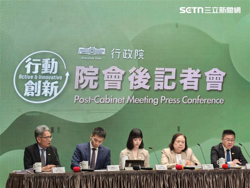 行政院會會後記者會。(圖/記者盧素梅攝影)
