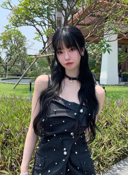 果汁世妍（과즙세연）因涉嫌服用精神作用藥物遭警方立案調查。（圖／翻攝自IG @lovely_._v）