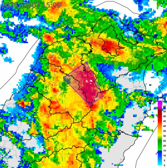 中央氣象署今日下午15時許針對「5縣市」陸續發布大雷雨即時訊息。(圖/翻攝自氣象署)