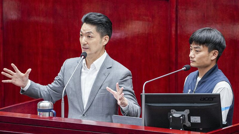學者：殷瑋的回答反而暴露出更多疑點