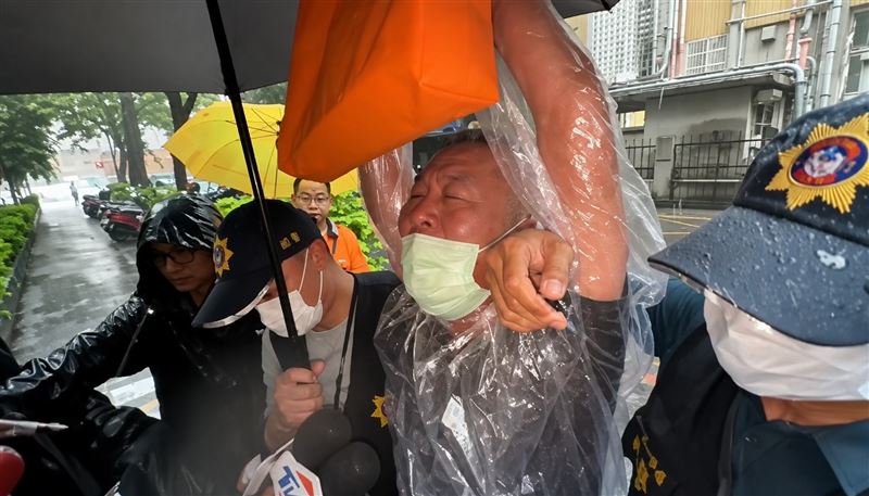 運將衝撞北檢移送！舉雙手大喊司法不公