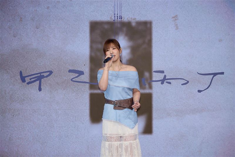 李佳薇近期人氣再攀新高峰。(圖/索尼音樂 提供)