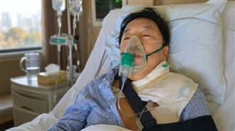 黃渤騎車出車禍！骨折戴氧氣罩嚴重傷勢曝