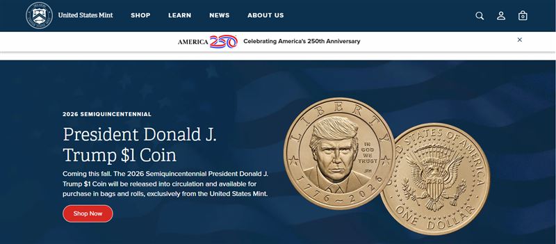 印有美國總統川普(Donald Trump)肖像的1美元紀念幣,於美東時間2日中午開賣,短短幾小時就銷售一空。而川普此舉也打破美國「活人不上幣」的傳統。(圖/翻攝自美國鑄幣局官網)