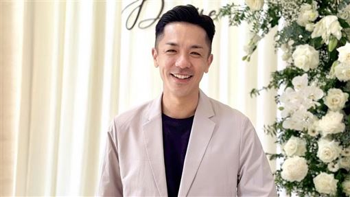 他曬軍裝照遭酸「AI生成」　不忍反擊了