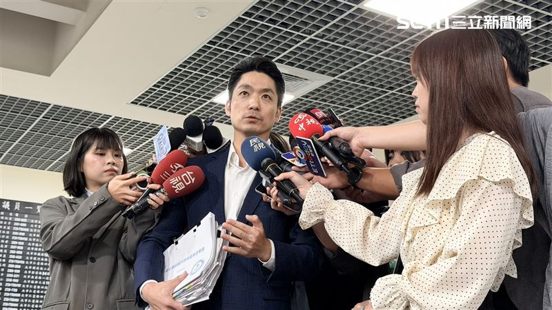 詹凌瑀直呼，蔣萬安風波鬧大了，這次不是可愛市長，是特權爸爸。（圖／記者陳思妤攝影）