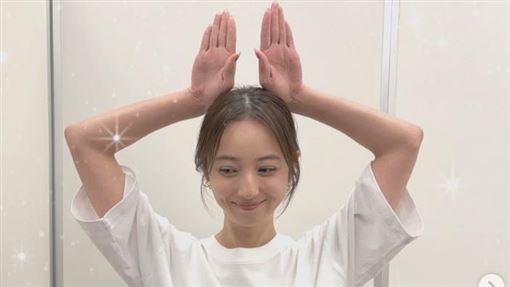 甩開不倫尪！二寶媽女星穩坐廣告女王寶座