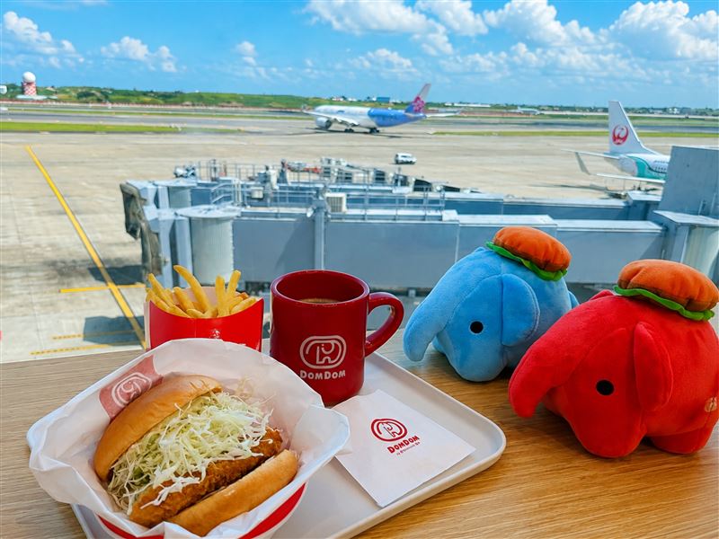 Dom Dom Hamburger 桃園國際機場店為品牌創首間設於國際機場出境管制區內的門市。(圖／象奔奔國際餐飲提供）