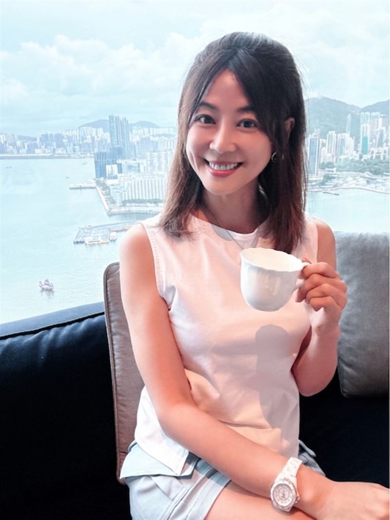 前財經主播邱沁宜至今仍未婚。(圖/翻攝自邱沁宜臉書)