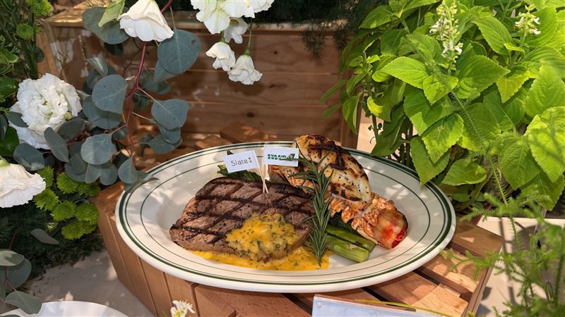 國聯大飯店推出「Slate・板石全日餐廳」端出全新美式菜單。(圖/國聯飯店提供)