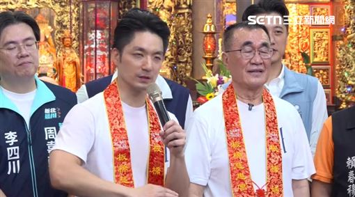 蔣萬安陪李四川掃街拜票（圖／翻攝畫面）