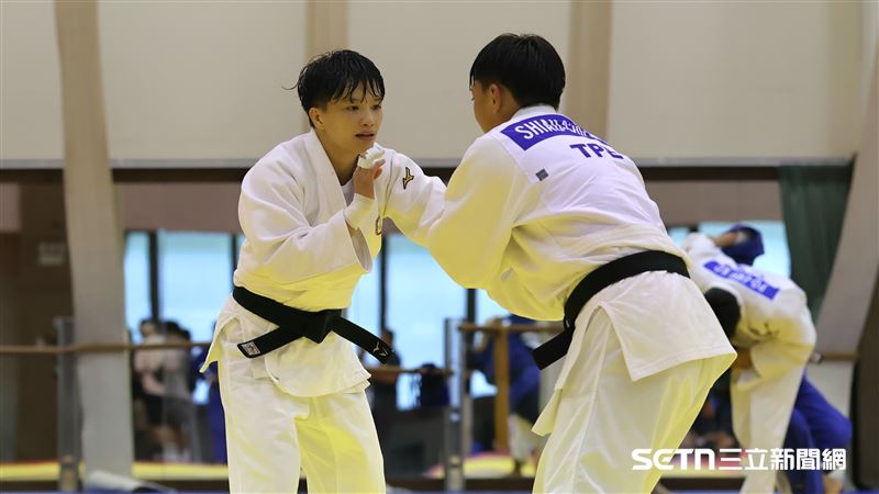 名古屋亞運媒體日，柔道女將林真豪和隊友訓練。（圖／記者劉彥池攝影）