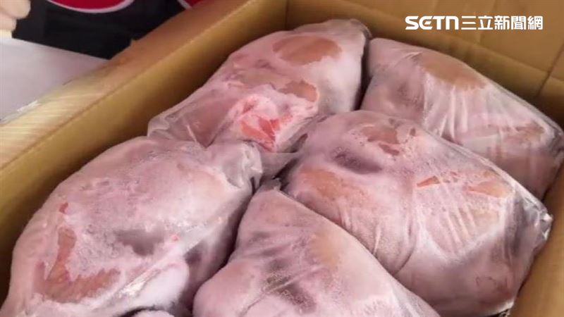 彰化禽品特賣會的土雞、鴨非常熱銷