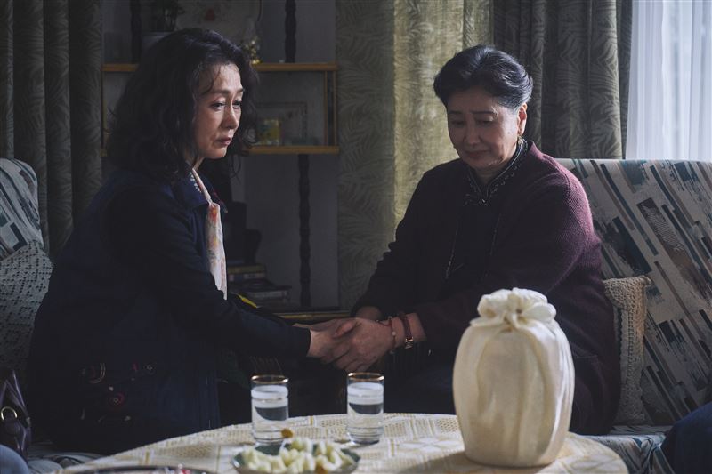 文熙景(左)最難忘的是和蘇明明(右)的對手戲。(圖/Hami Video提供)