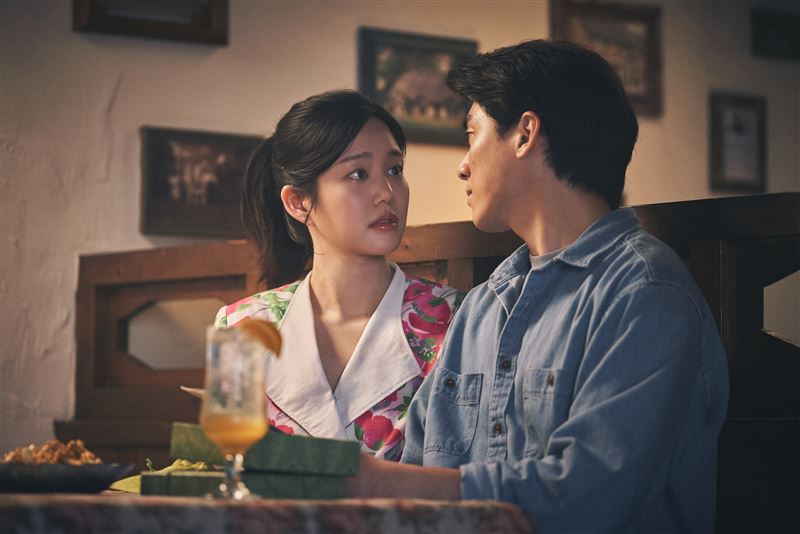 李侑菲(左)在《再見1987》中和林哲熹(右)有不少對手戲。(圖/Hami Video提供)