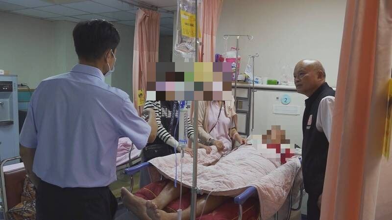 探病卻失聯！82歲伯「倒趴荒草」奇蹟生還