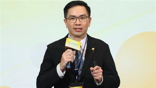 黃彥儒接掌北市藥師公會 推5行動走入社區