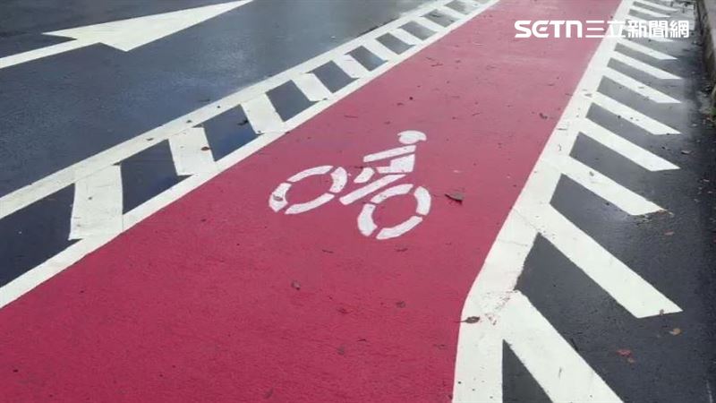 獨／士林設保護型單車道　標線色花眾看嘸