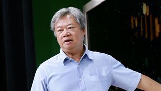 暴跌也睡得著！不敗教主抱緊800張金融股
