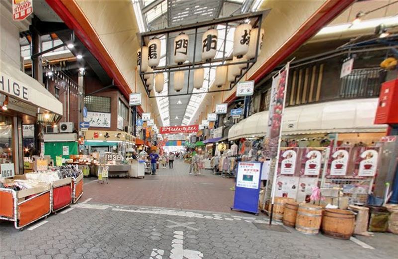 網友抱怨大阪黑門市場近年黑化,淪為坑殺觀光客的景點。(翻攝Google Maps)