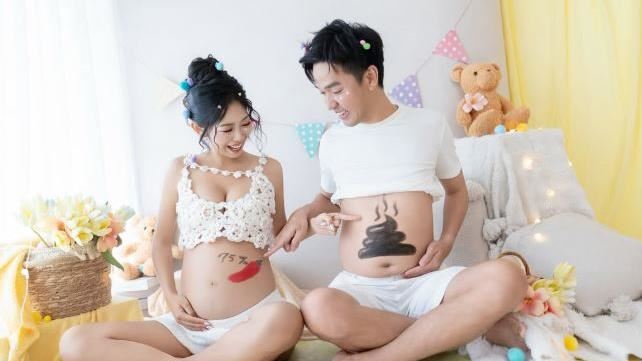 甜秀孕肚辣照 香蕉妻認了:原本不想生