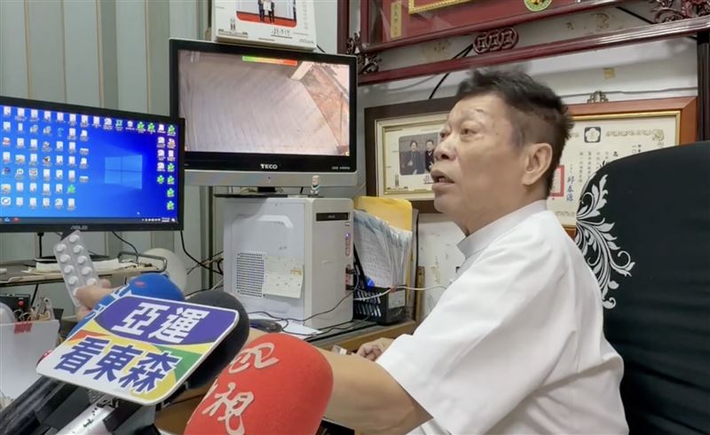 高大成說明,藥物即便過期許久,效力也不會減弱。(圖/翻攝畫面)