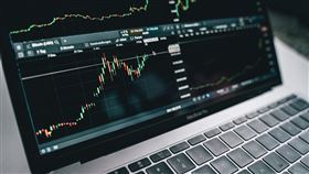 AI紅利大擴散！資金外溢到「這兩類股」
