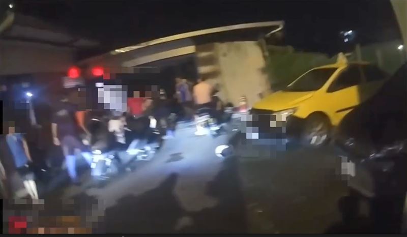 警方快打部隊到場。（圖／翻攝畫面）
