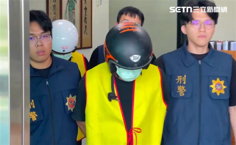 兇手竟是一對與侯男一起長大的兄弟檔玩伴,因看不慣死者在外欠錢又常跟家裡伸手要錢,持塑膠球棒私刑虐待致死。(圖/翻攝畫面)
