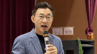 無人機只欠東風！他籲江啟臣別再築牆擋風