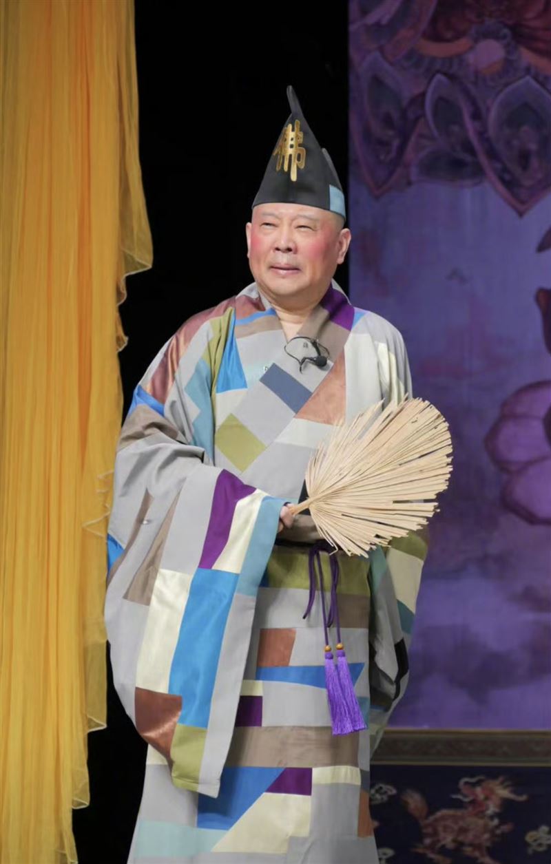 郭德綱改編中國抗戰歌曲遭檢舉。(圖/翻攝自微博)