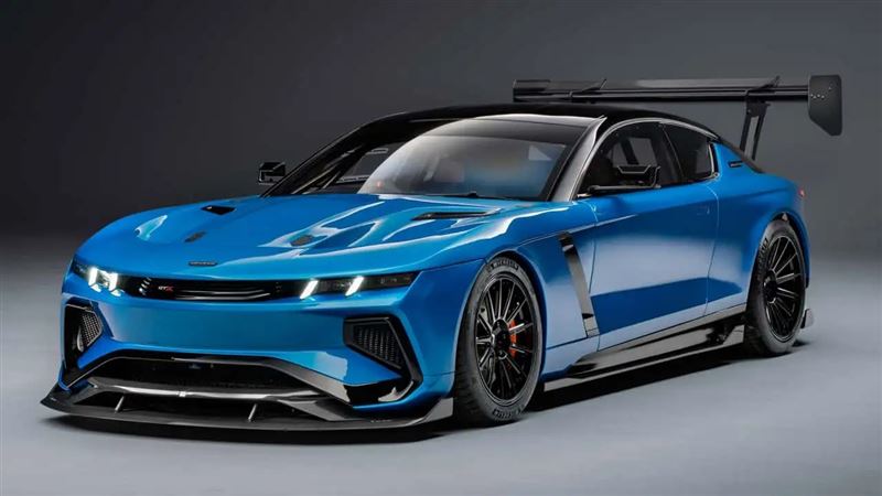 鋁製車身由英國工匠手工打造。(圖/翻攝Jensen網站)