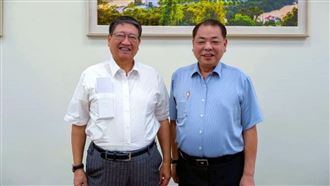 新／初選裂成大鴻溝　陳見賢不忍說重話了
