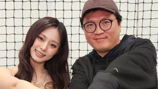 子瑜確定主持AAA　3月密會導演被偷塞名片