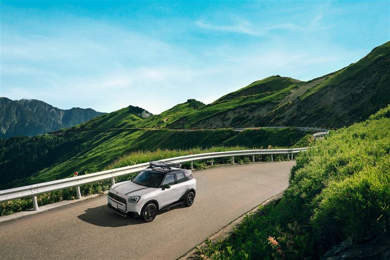 MINI Countryman Green Peak特仕版。(圖/MINI提供)