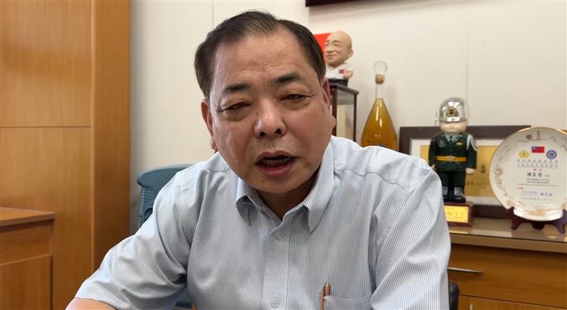 暗指「政治非宗教實驗場」陳見賢表態了