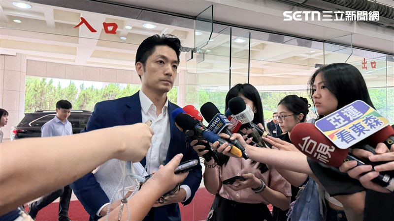 蔣萬安參政「不正常」　女董座一席話嗆爆