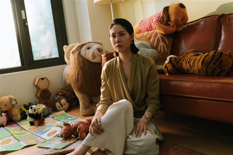 （左起）姚淳耀、蔡亘晏、李國毅在劇中皆為自己的選擇付出代價。（圖／瀚草影視提供）
