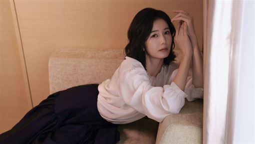 穿搭被讚爆！《早春》女星爆"白嫖"友心血