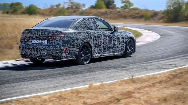 BMW新世代M350 xDrive最大綜效輸出達443匹馬力。(圖/翻攝BMW網站)
