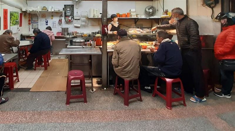 台北35年老店突收攤 老饕:15元滷肉飯沒了