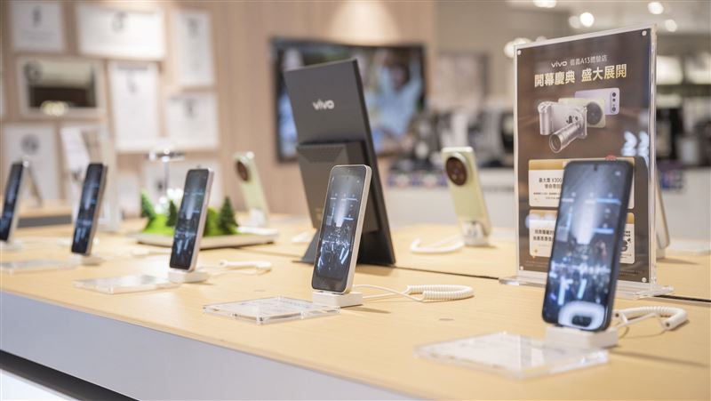 vivo插旗信義A13　福袋內有 X300 Ultra