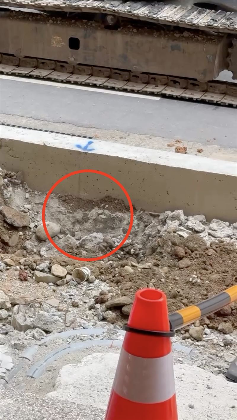 桃園區中正路瓦斯管線又因施工遭挖斷。(圖/翻攝自黃瓊慧threads)