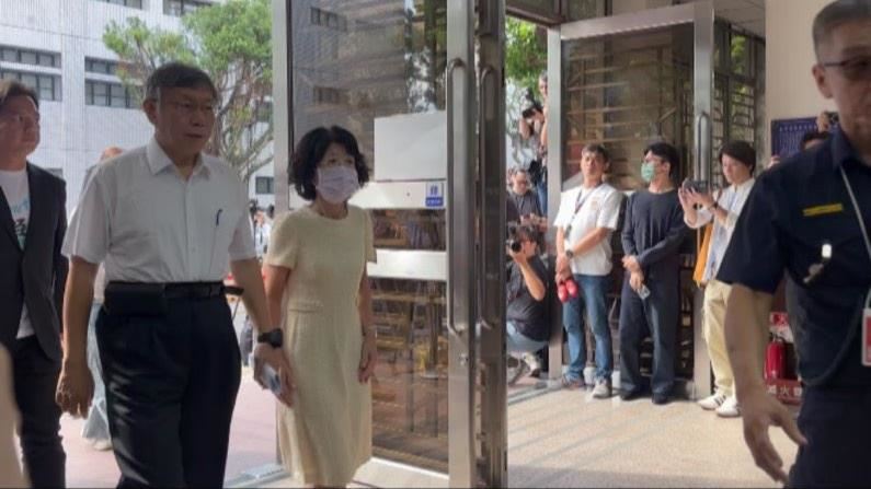 柯文哲二審開庭仍全部否認犯罪,請求判決無罪。(圖/記者鍾昀軒攝)